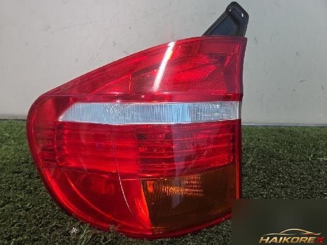 BMW X-серия 2010 — комбинированный задний фонарь левый (водительский)