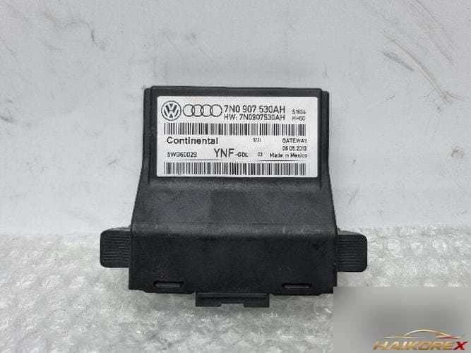 Volkswagen Passat 2013 — модуль управления 7N0 907 530 AH 1