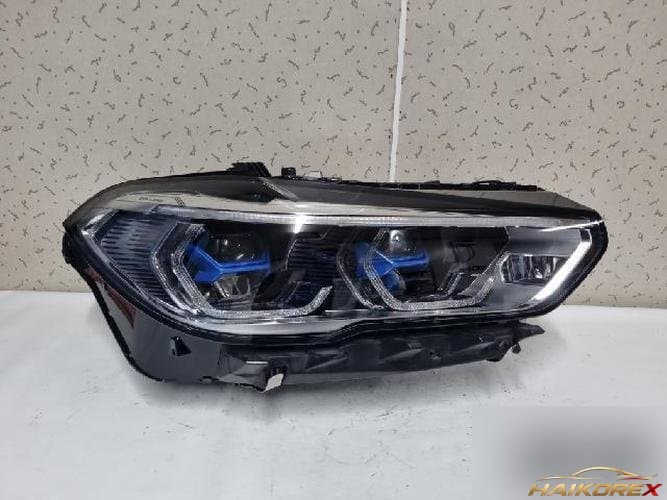 BMW X5 2021 — фара правая LED 63119481790