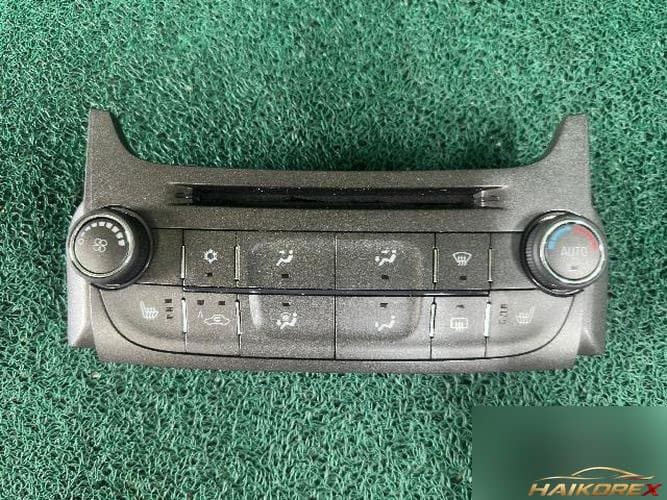 Chevrolet Malibu 2012 — блок управления климатконтролем 22854780