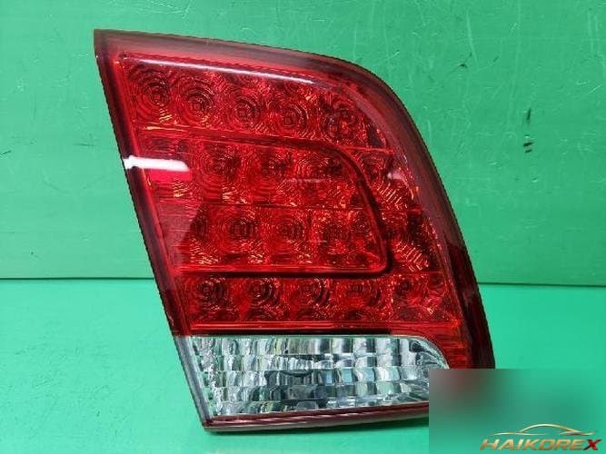 Kia Sorento 2010 — левая обшивка задней двери 92405-2P12 2