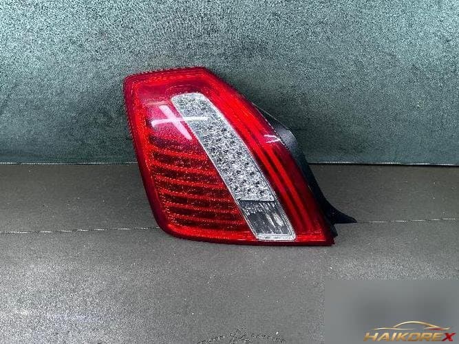 Kia Opirus 2010 — фонарь комбинированный задний левый (водительский)