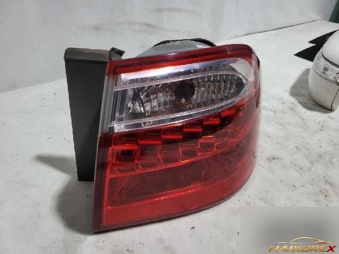 Kia Roche 2008 — фонарь комбинированный задний правый (со стороны пассажира)