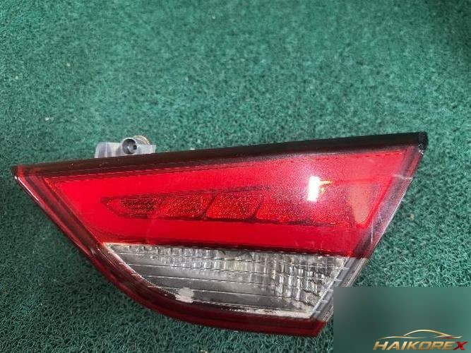 Hyundai Sonata 2013 — фонарь багажника белый (задняя вставка) 7-контактный
