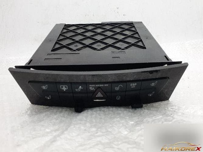 Mercedes-Benz CLS-Class 2005 — кнопки/переключатели A211 680 05 52