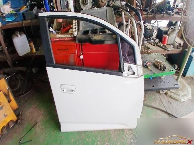 Daewoo Spark 2011 — передняя дверь правая