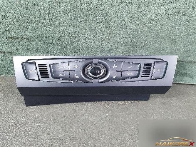 Audi A5 2009 — блок управления кондиционером 8T1 820 043 AA
