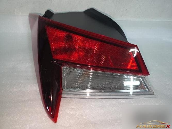 Hyundai Avante 2022 — комбинированный фонарь задний левый (водительский) 92401 AA000