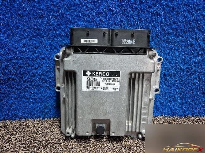 Hyundai Avante 2013 — блок управления двигателем ECU 391102BAB4