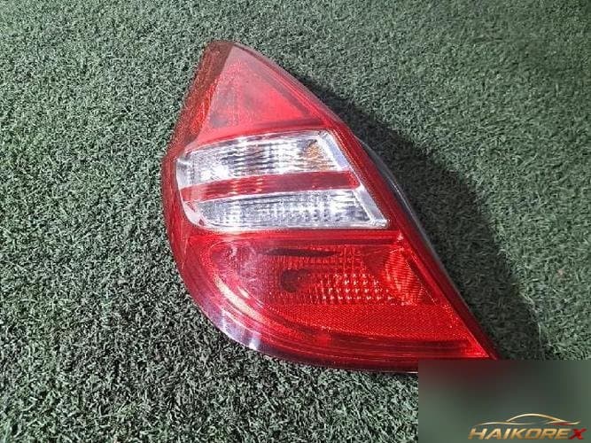 Hyundai i30 2008 — фонарь задний левый (комбинированный)