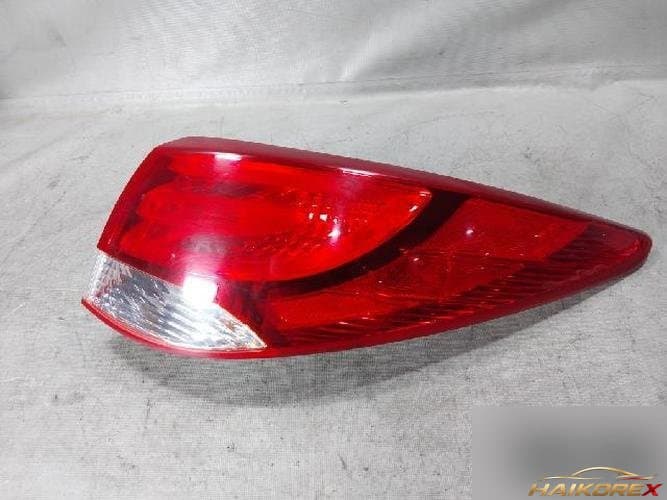 Hyundai Tucson 2010 — фонарь задний комбинированный правый (пассажирский)
