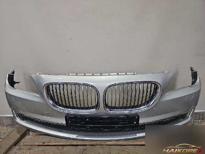 BMW 7 Series 2010 — передний бампер