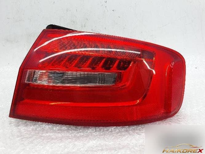 Audi A4 2014 — фонарь задний правый (комбинированный) 8K5945096AC
