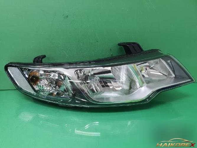 Kia Forte 2011 — фара передняя правая