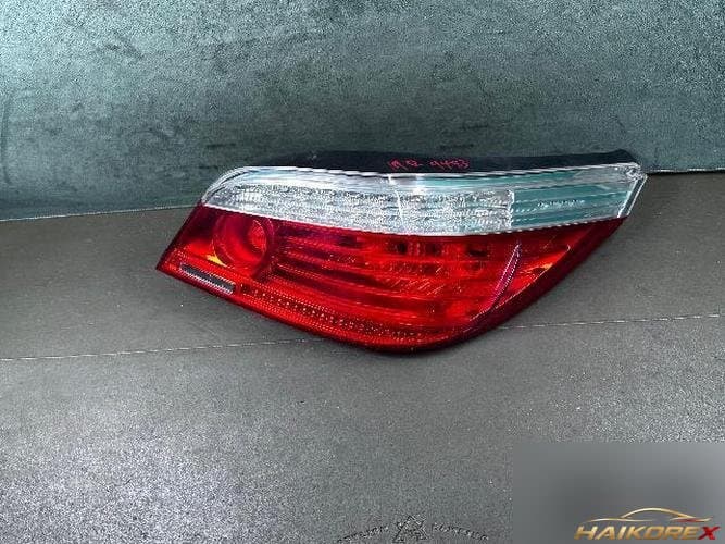 BMW 5 Series 2008 — комбинированный задний фонарь правый (пассажирский)