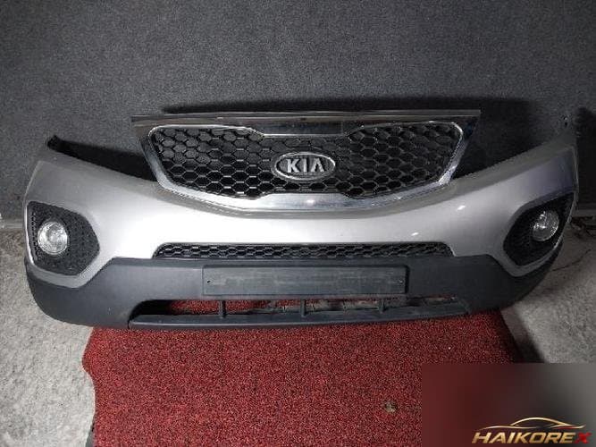 Kia Sorento 2010 — передний бампер