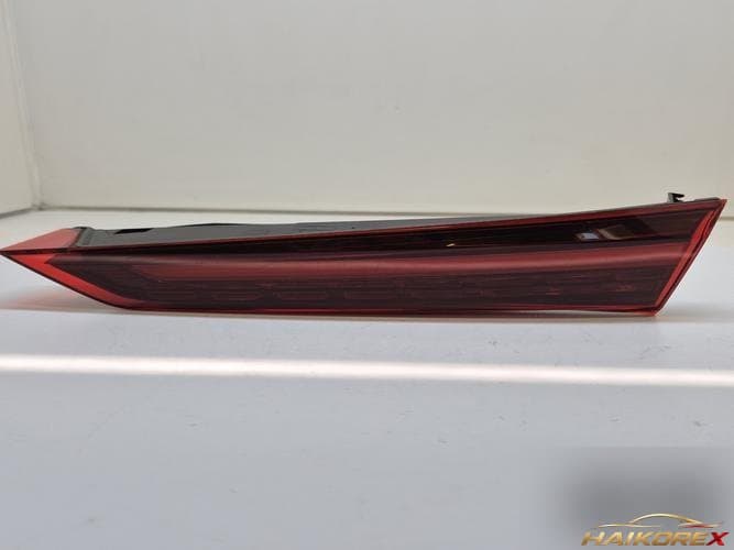 Volvo S60 2021 — фара задняя правая внутренняя 31468206