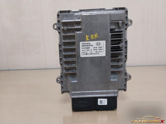 Kia K7 2017 — блок управления двигателем ECU 391082GDA1