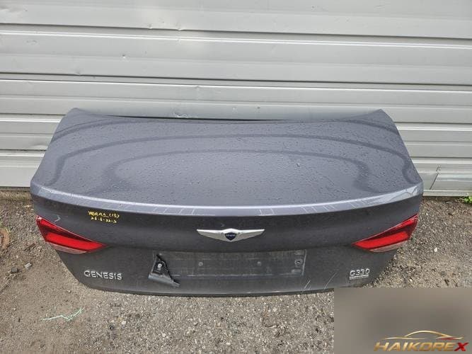 Hyundai Genesis 2016 — крышка багажника, серая, с LED и камерой