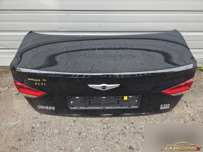 Hyundai Genesis 2016 — крышка багажника