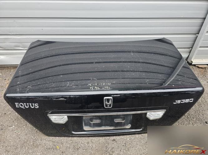 Hyundai Equus 2009 — крышка багажника 3
