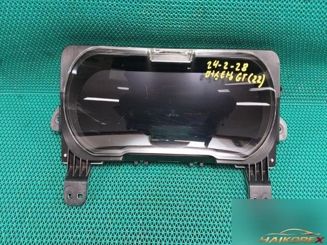 Ford Mustang 2022 — приборная панель MR3T10849JD