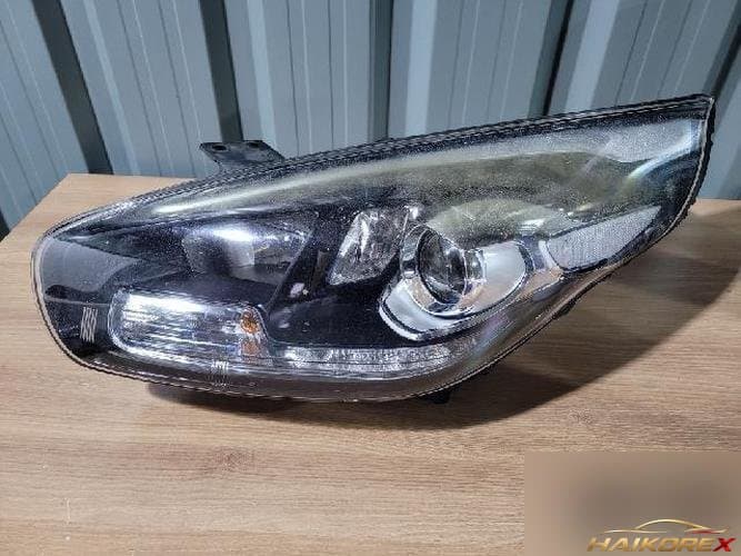 Kia Carens 2014 — фара левая (комплект 2)