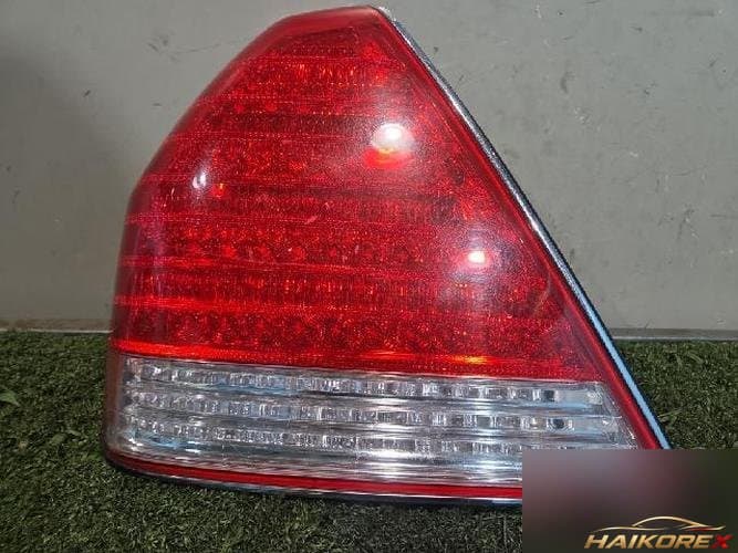 Hyundai Equus 2006 — фонарь задний левый (комбинированный)