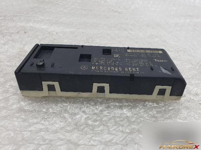 Mercedes-Benz S-Class 2011 — модуль управления багажником A2218703995
