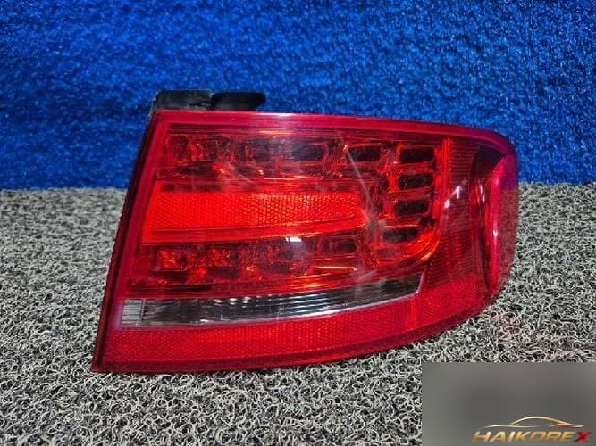 Audi A4 2012 — комбинированный фонарь задний правый (пассажирский) 171269-02