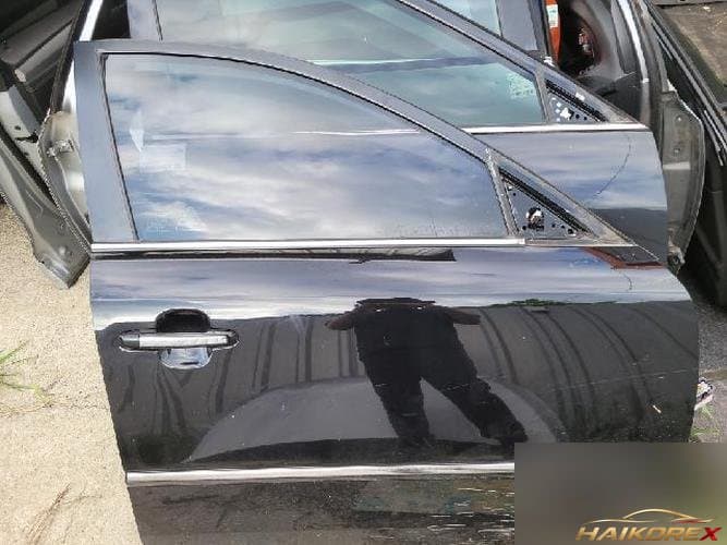 Hyundai Sonata 2009 — передняя дверь правая с обивкой