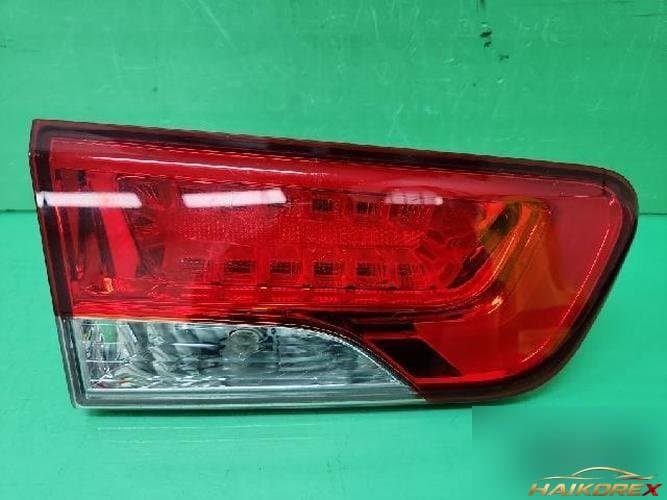 Kia Forte 2012 — пластик крышки багажника (хромированная накладка) 92404-1M530
