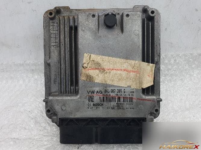 Volkswagen Jetta 2015 — блок управления двигателем ECU 04L907309G