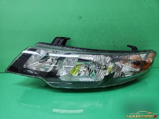 Kia Forte 2010 — фара левая 9210101M
