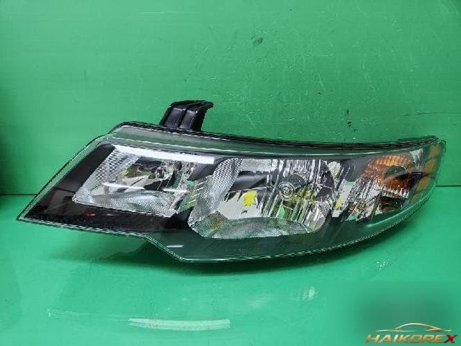 Kia Forte 2011 — фара левая 92101-1M 1