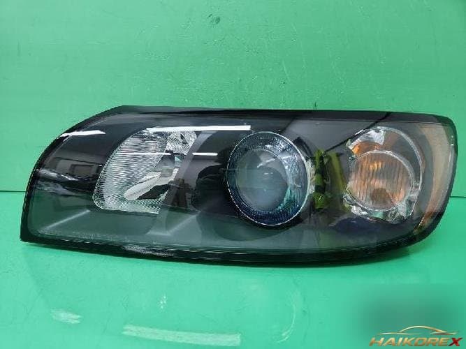 Volvo S40 2006 — фара левая 30698877