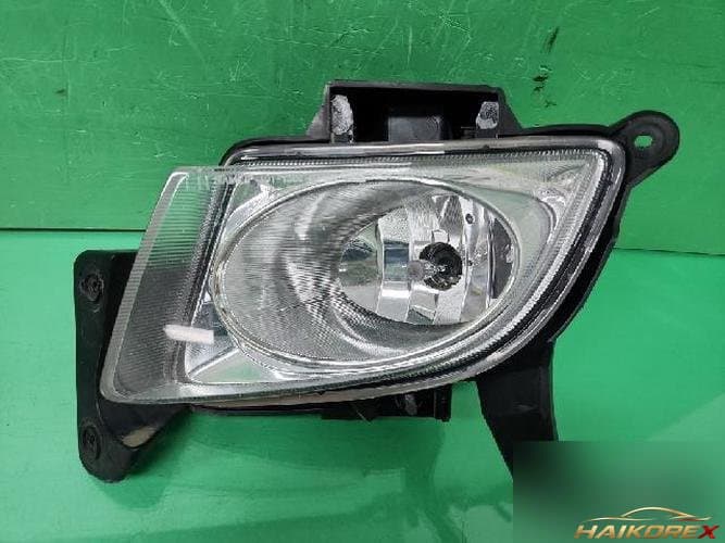 Hyundai i30 2008 — противотуманная фара левая (водительская сторона)