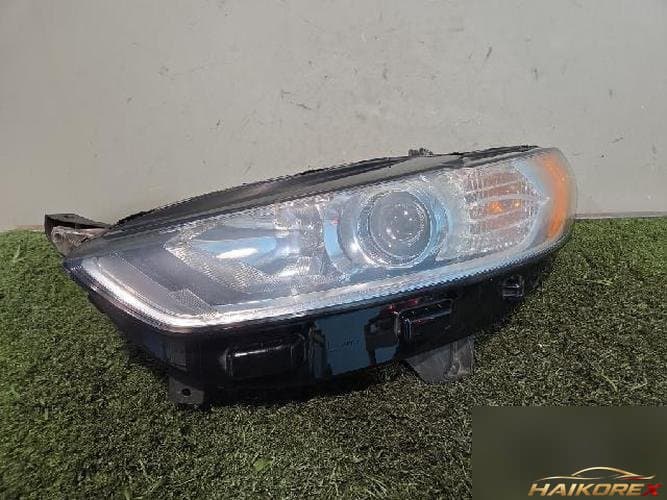 Ford Fusion 2014 — фара левая DS73 13W030 CD