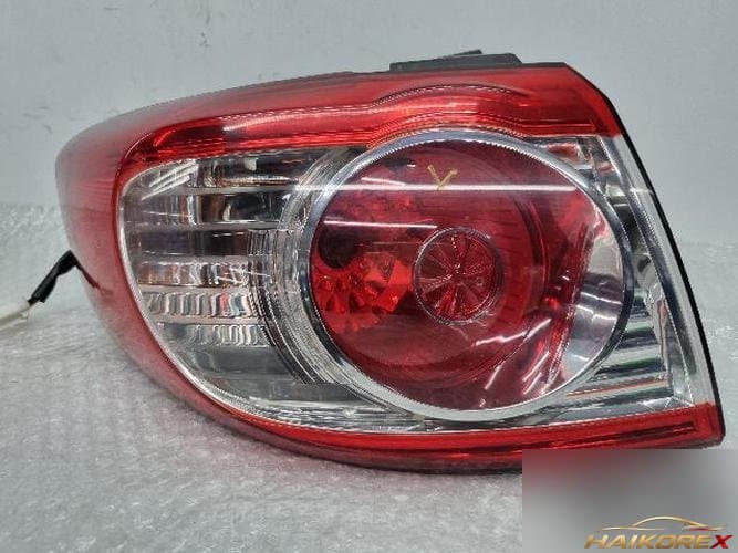 Hyundai Santa Fe 2011 — комбинированный фонарь задний левый (водительский) 92401-2B520