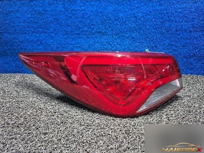 Hyundai Sonata 2013 — задний фонарь в сборе левый 924013S3 4