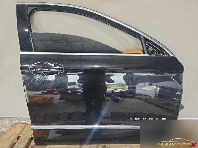 Chevrolet Impala 2016 — дверь передняя правая