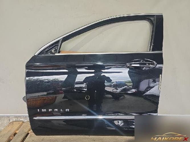 Chevrolet Impala 2016 — передняя дверь левая