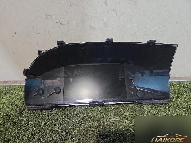 Mercedes-Benz S-Class 2008 — приборная панель 1036905326327