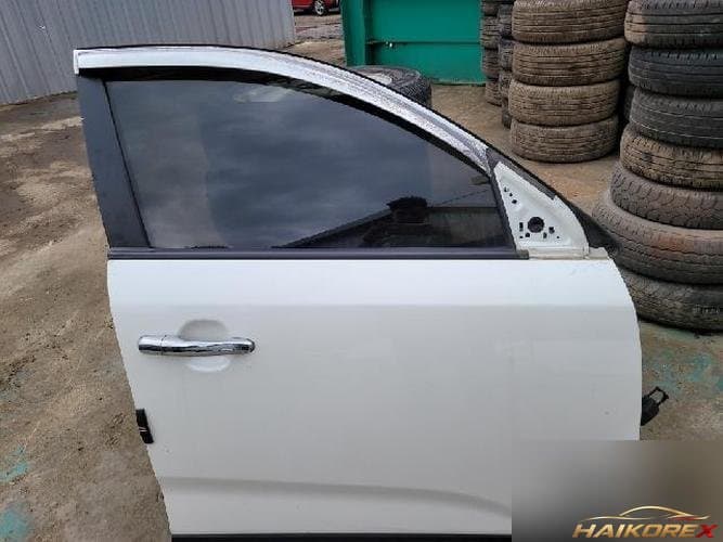 Kia Sorento 2011 — дверь передняя правая (пассажирская)