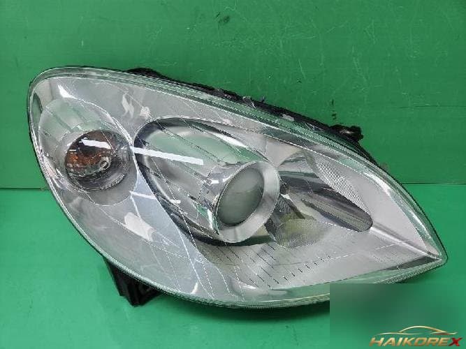 Mercedes-Benz B-класс 2010 — фара головного света правая A169 820 78 61