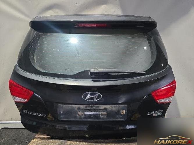 Hyundai Tucson 2010 — крышка багажника
