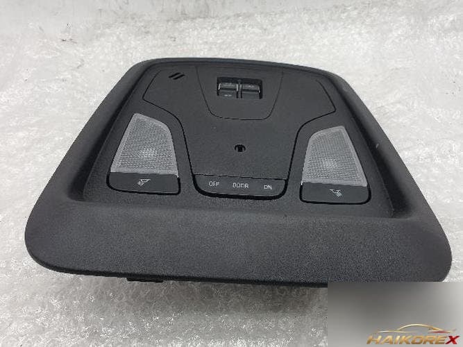 Chevrolet Impala 2016 — потолочный светильник (для люка)