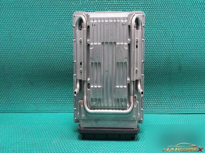 BMW 7 series 2010 — блок управления двигателем ECU 7608099