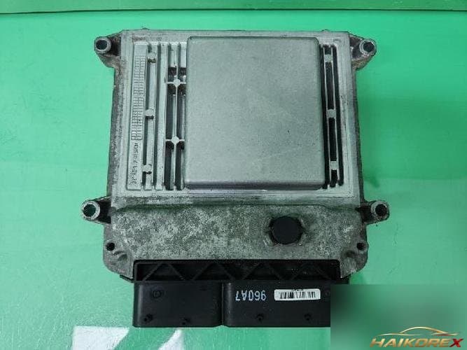 Hyundai Avante 2007 — блок управления двигателем ECU 39120-2B000