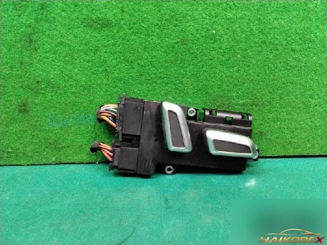 Audi A4 2015 — кнопка/выключатель 8K0959748